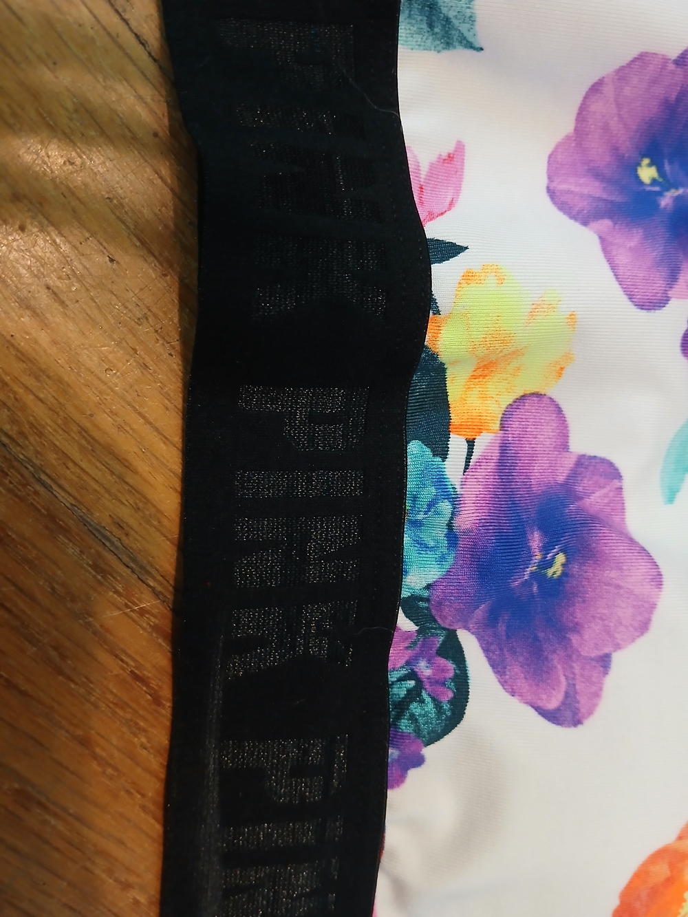 PINK Victoria's Secret PINK Ultimate Floral Bralette Bra Logo B Cup Size Large - Picture 3 of 5
